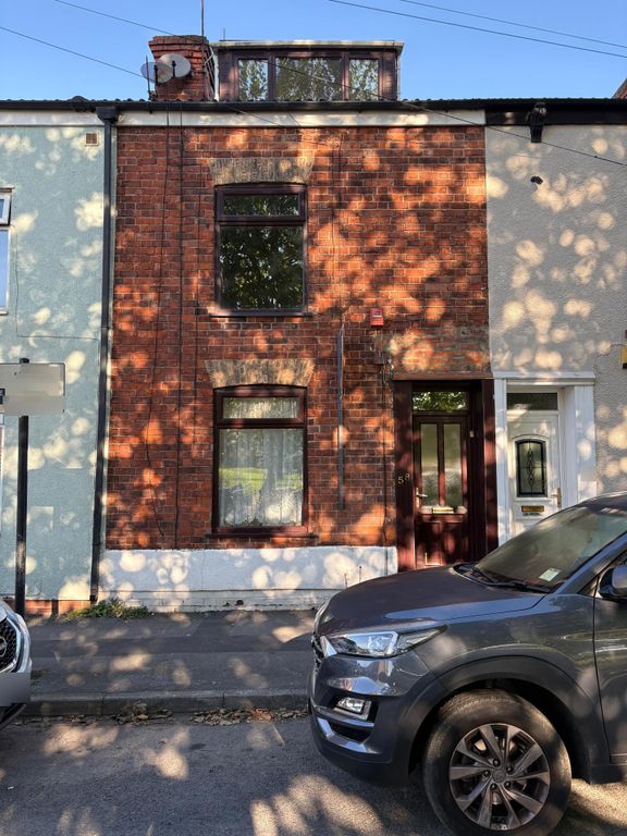 Property photo 1 of 7 Photo 0