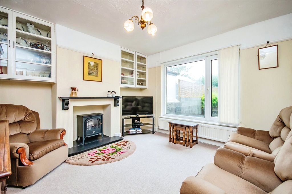 Property photo 2 of 17 Picture No. 04