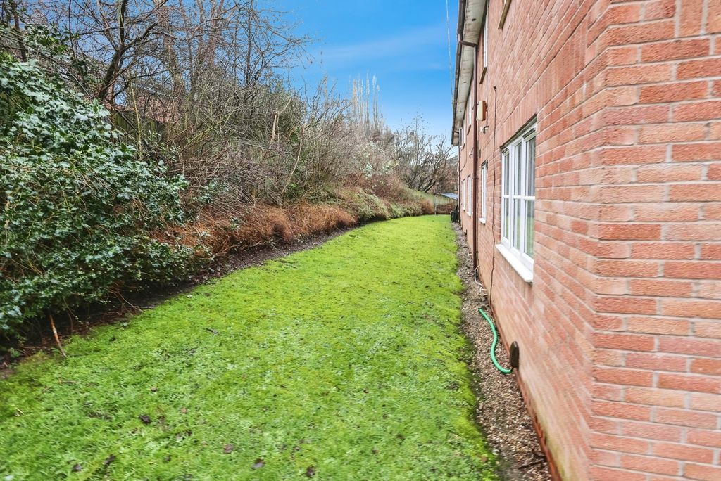 Property photo 2 of 12 Pbox-Img.Jpg