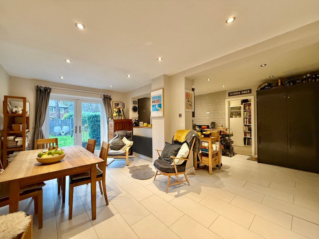Property photo 2 of 21 Kitchen Dining Room