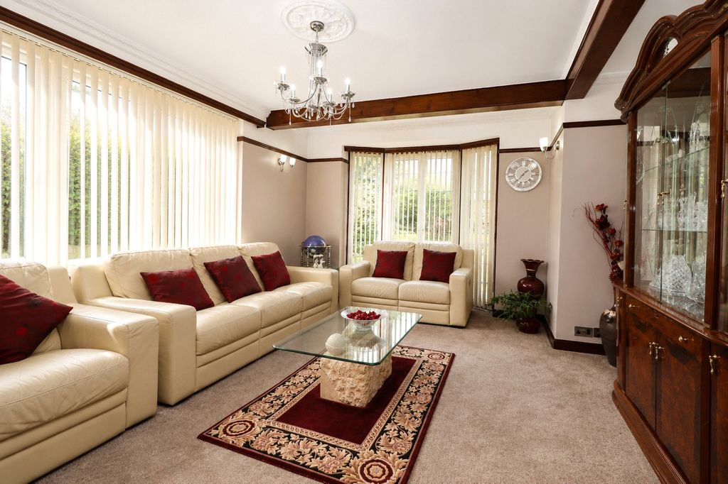 Property photo 3 of 9 Picture No. 01