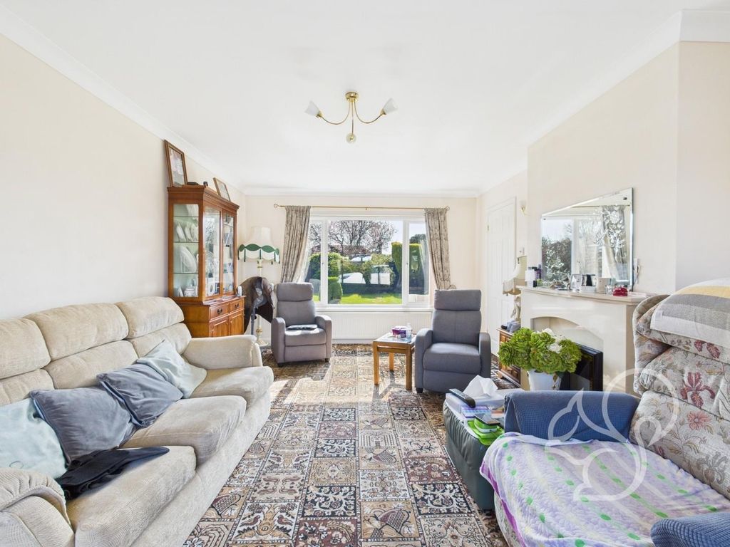 Property photo 3 of 16 Cam01254G0-Pr0295-Still002.Jpg