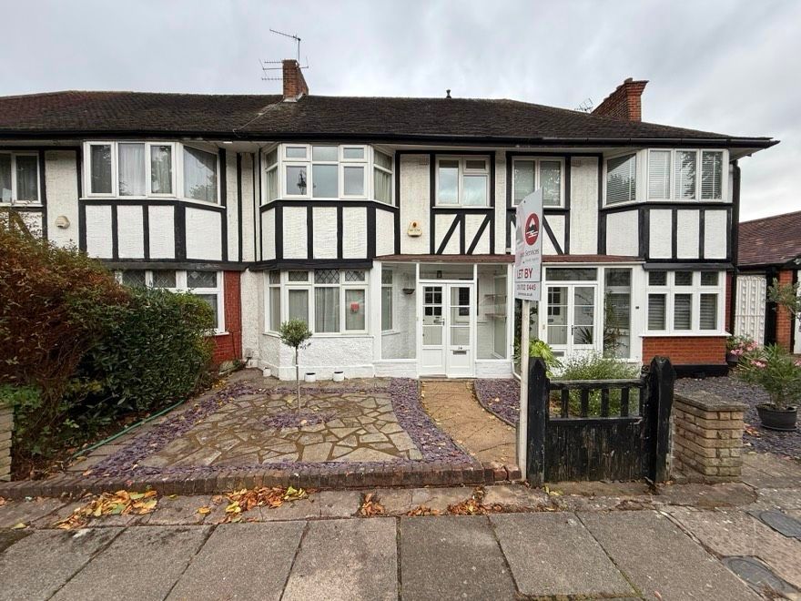 Property photo 1 of 9