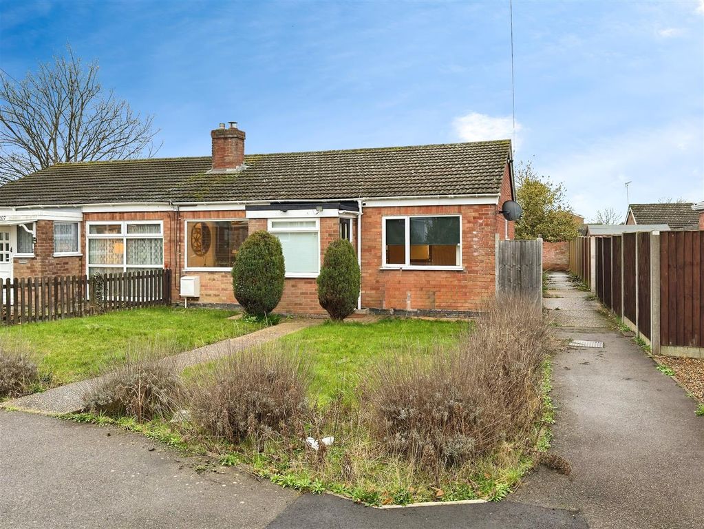 Property photo 1 of 12 Front