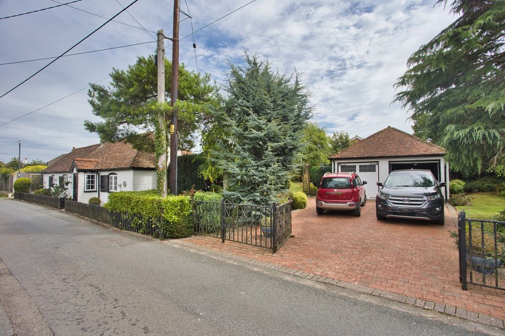 Property photo 1 of 17 Picture No. 82