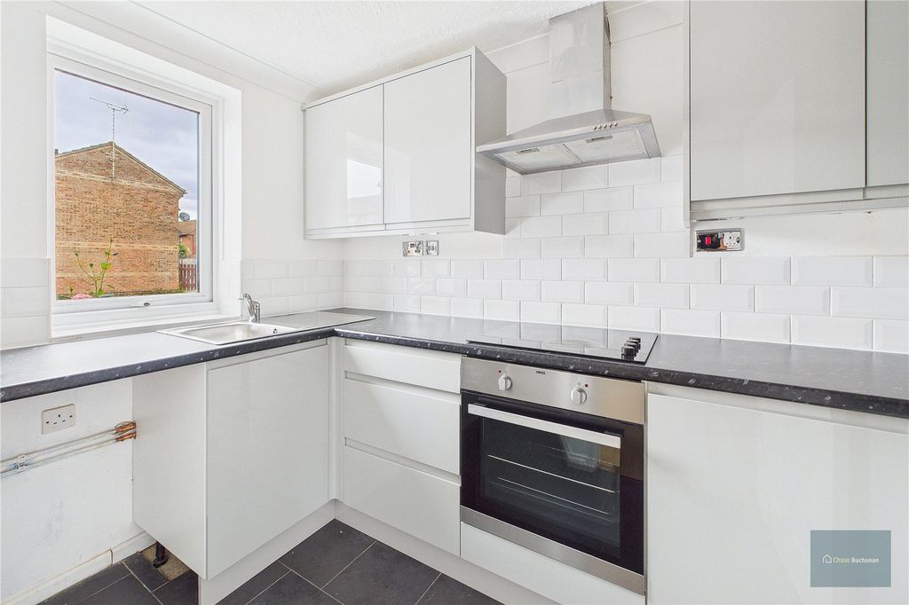 Property photo 2 of 11 Picture No. 07