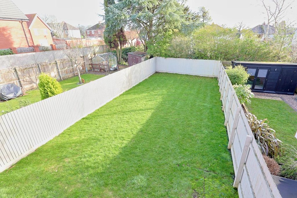 Property photo 3 of 18 78B24896-Af45-4F86-A6Cb-209Fb9Ebc62F_1_201_A.Jpeg