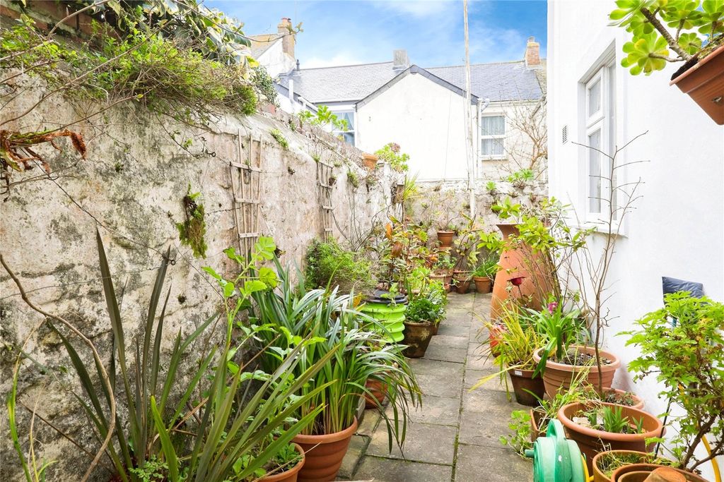 Additional image 16 of 4 bed terraced house for saleRedinnick Terrace, Penzance, Cornwall TR18