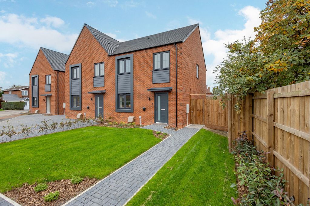 Property photo 1 of 26