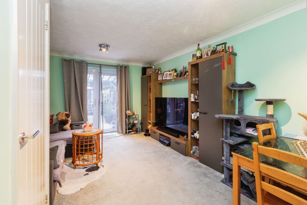 Property photo 3 of 15