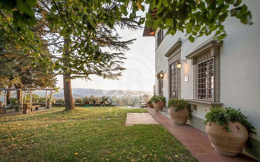 Property photo 2 of 30