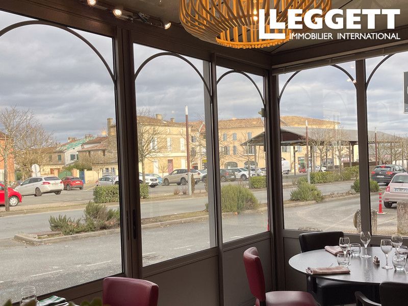 Property photo 3 of 10