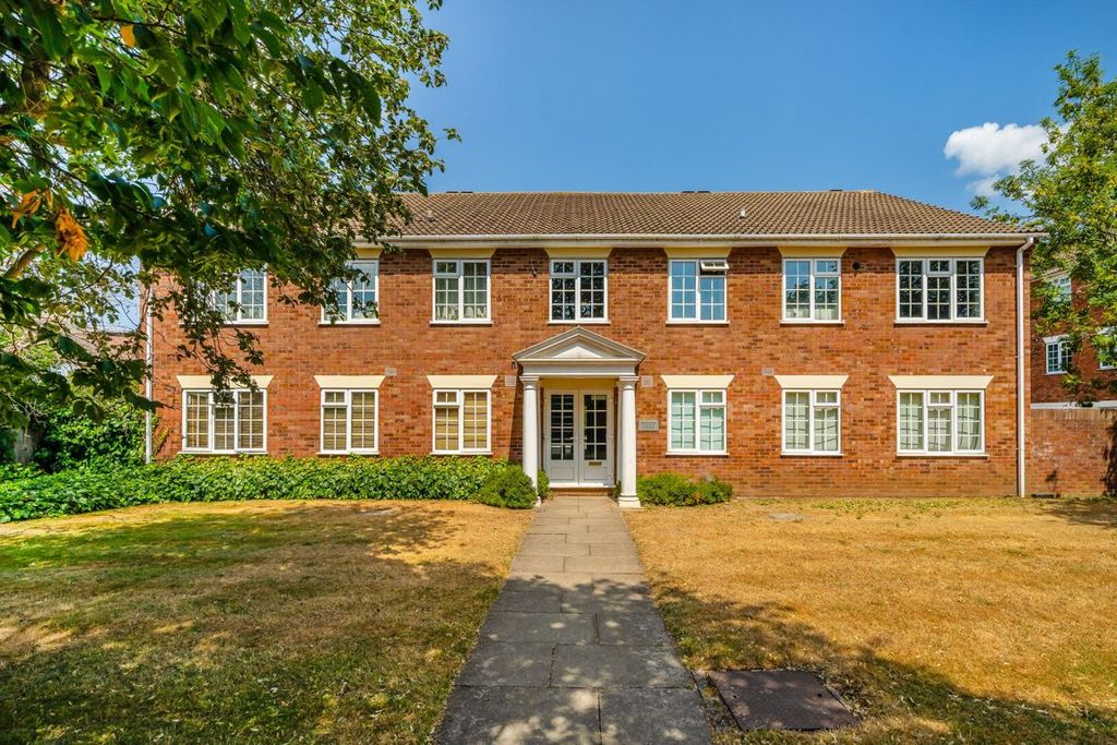 Property photo 1 of 5