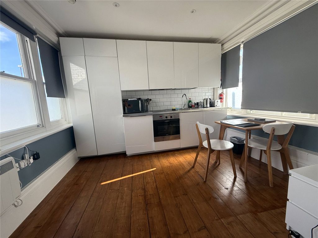 Property photo 2 of 5 Picture No. 02