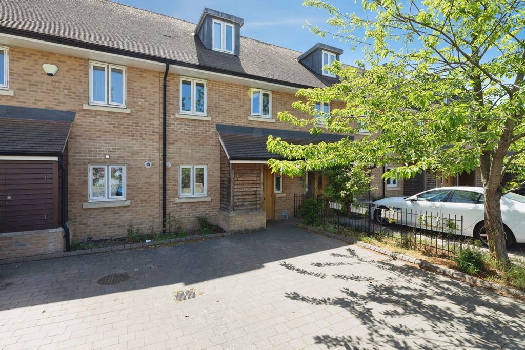Property photo 1 of 19 Pbox-Img.Jpg