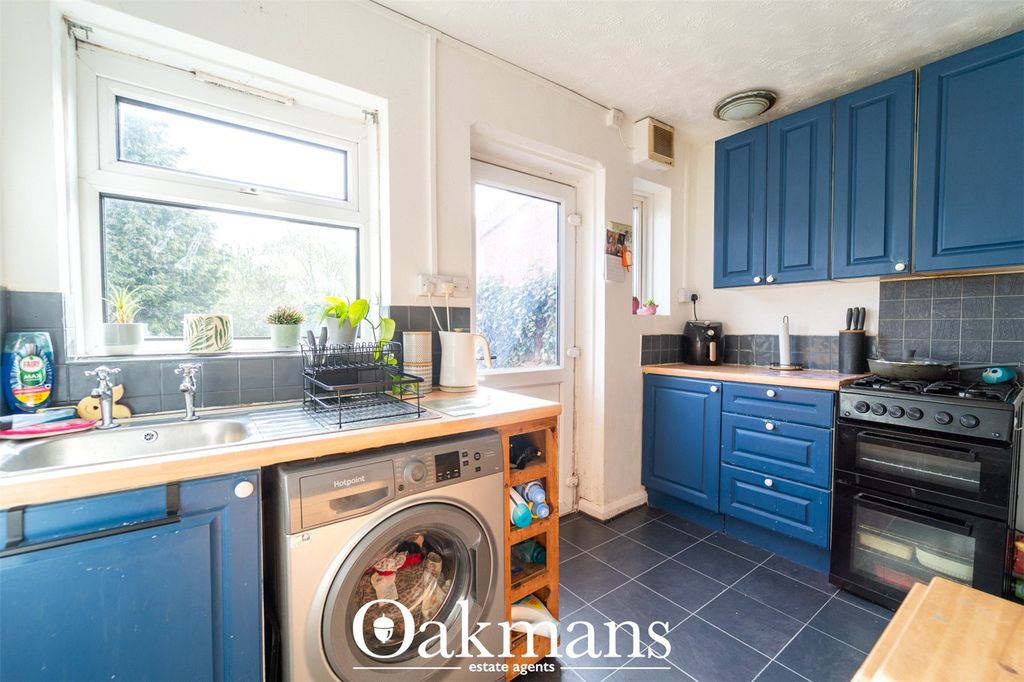 Property photo 3 of 11 Picture No. 14