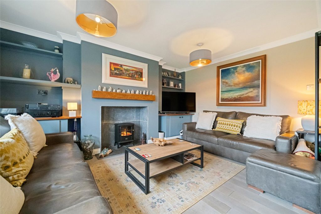 Property photo 2 of 21 Picture No. 05