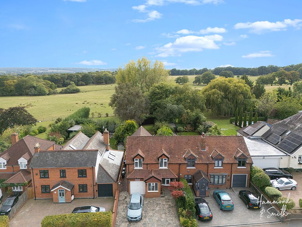 Property photo 2 of 24