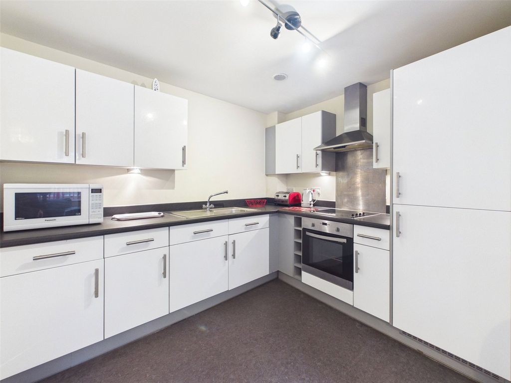 Property photo 2 of 14 Picture No. 08