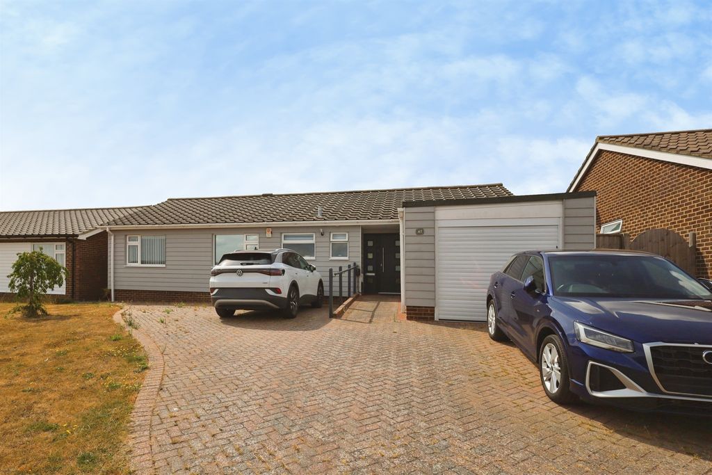 Property photo 1 of 20