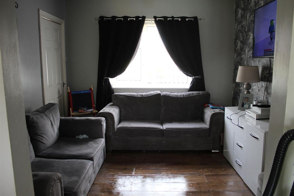 Property photo 3 of 11 Img_2214.Jpg