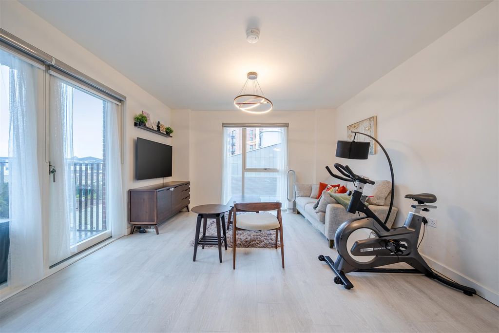 Property photo 3 of 20 Hazeview Apartmentsjpg