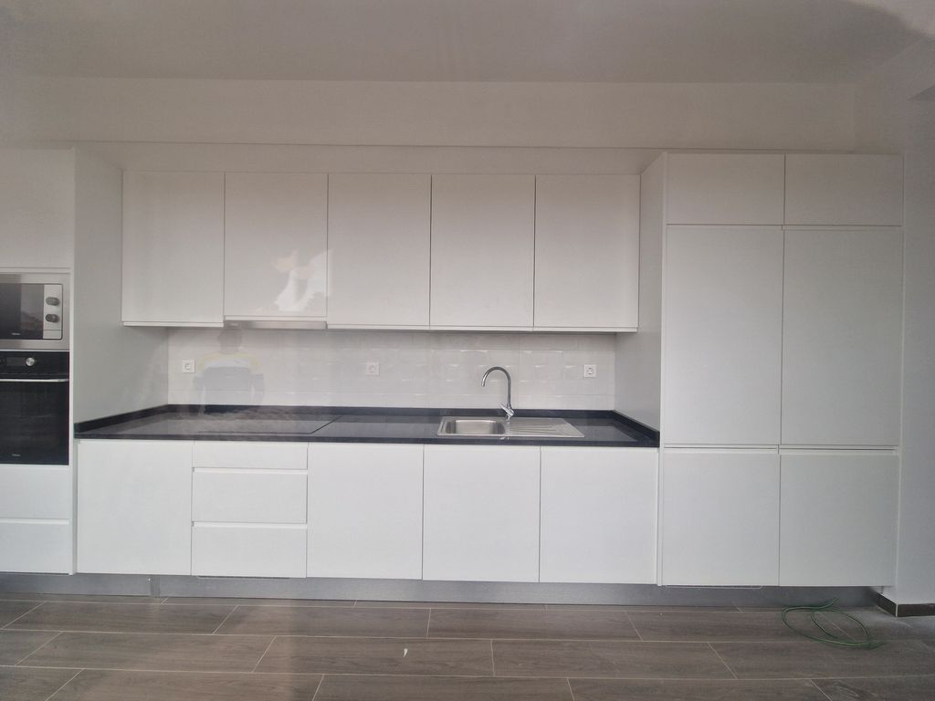 Property photo 3 of 13 Kitchen
