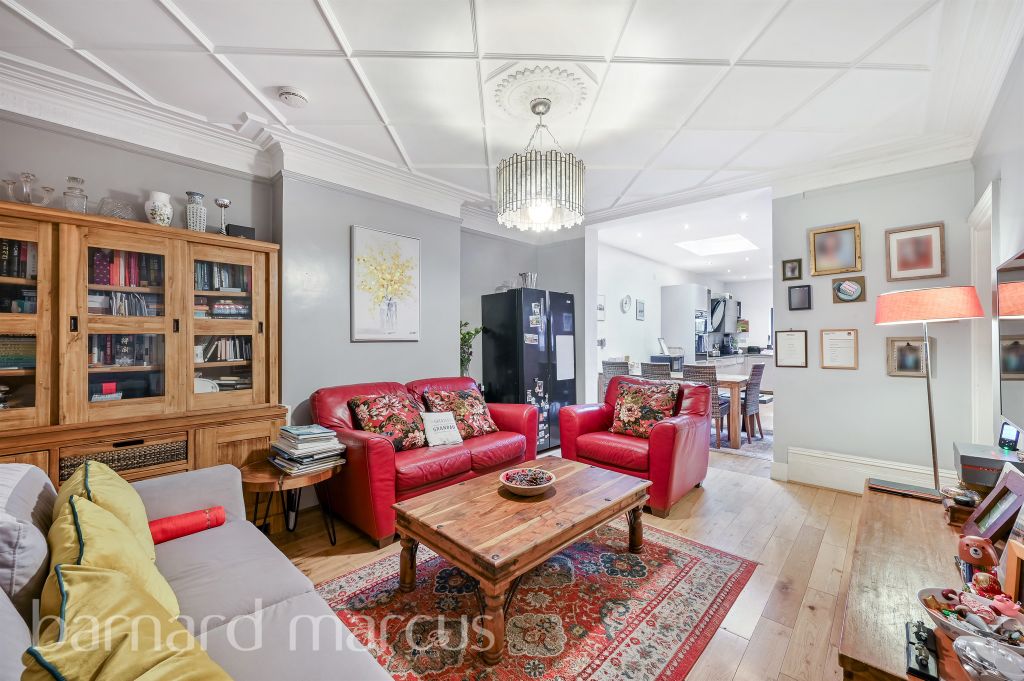 Property photo 3 of 18