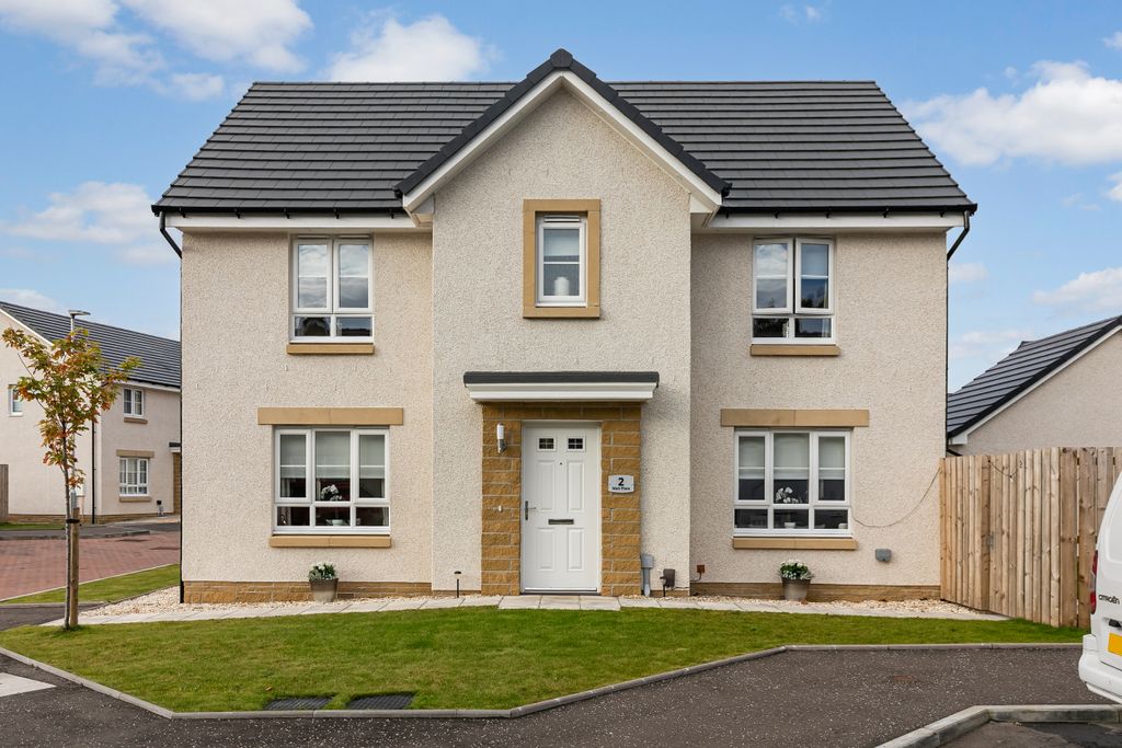 Property photo 1 of 40