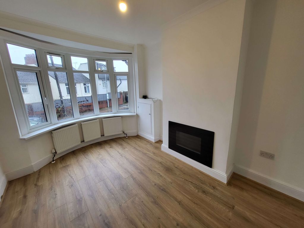 Property photo 3 of 22 Gallery