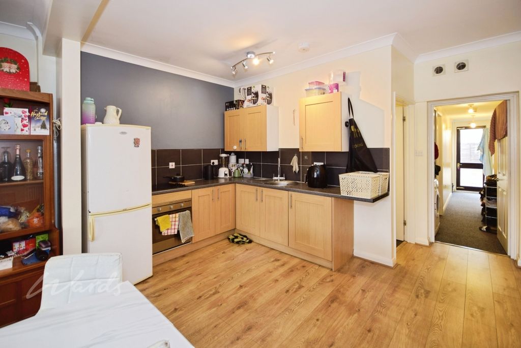 Property photo 2 of 5 Canterbury Kitchen