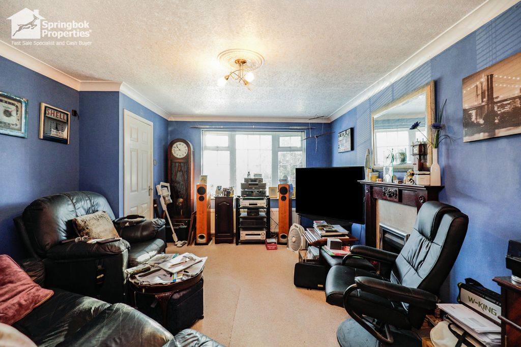 Property photo 2 of 12 Image 1