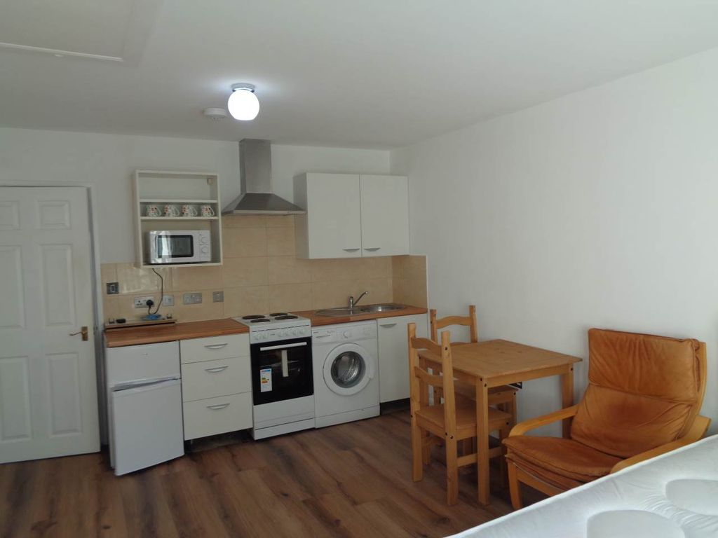 Property photo 1 of 4 Station Road 119 Impington Kitchen