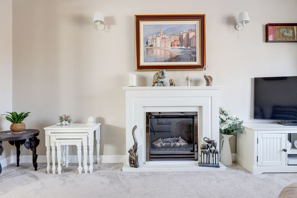 Property photo 3 of 29