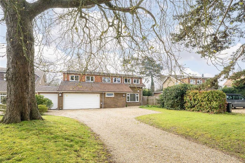 Property photo 2 of 8