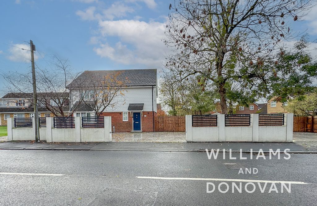 Property photo 1 of 31 Watermark