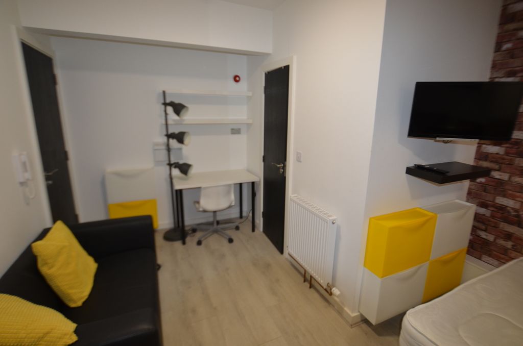 Property photo 3 of 5