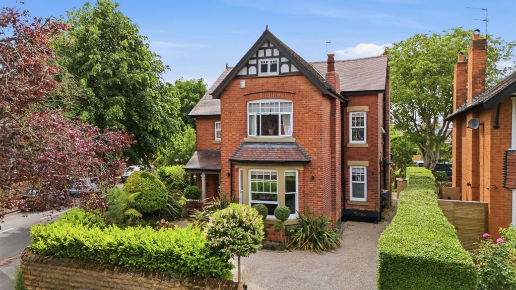 Property photo 1 of 42 Picture No. 97
