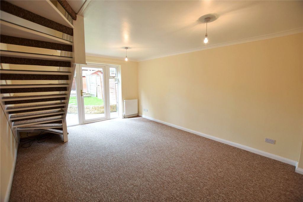 Property photo 3 of 7 Living/Dining Room