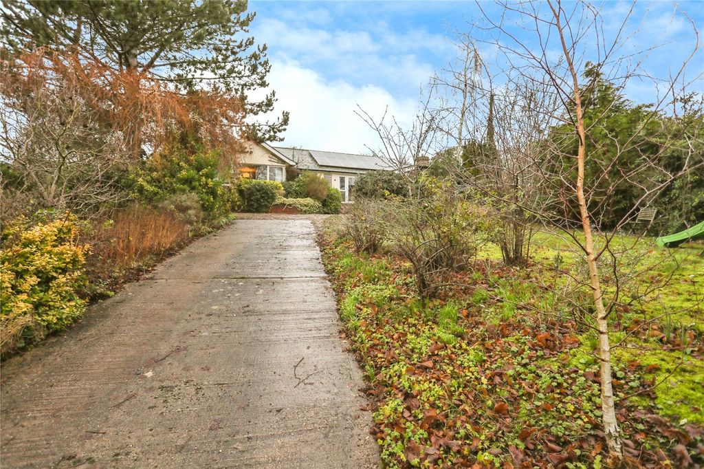 Property photo 2 of 27 Picture No. 02