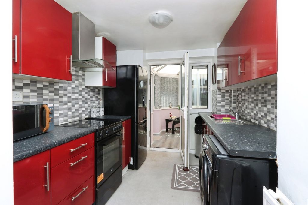 Property photo 2 of 13 Pbox-Img.Jpg