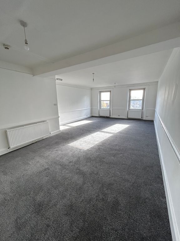 Property photo 3 of 7 Img_4065