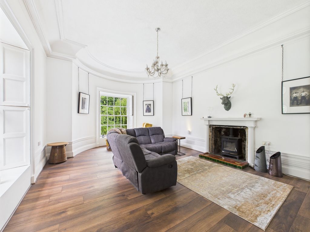 Property photo 2 of 28 Cam03481G0-Pr0110-Still004