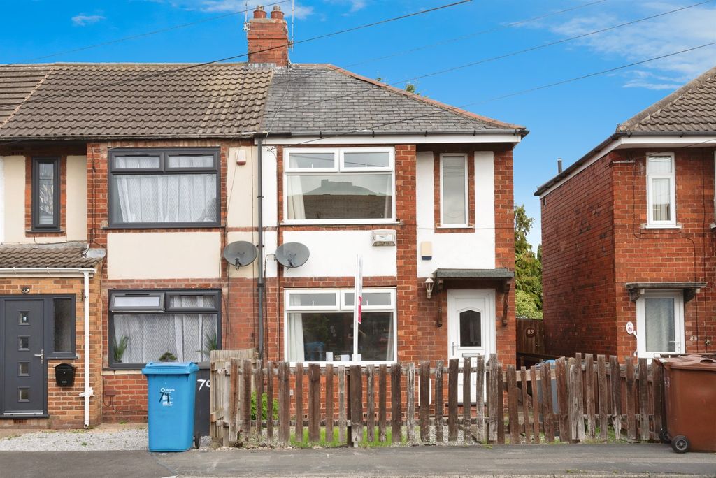 Property photo 1 of 12