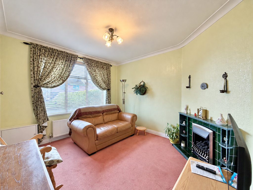 Property photo 3 of 14
