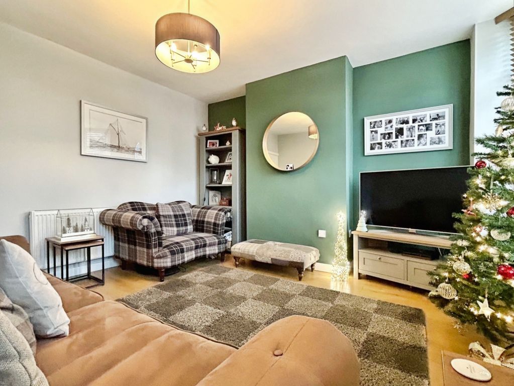 Property photo 2 of 23 Pbox-Img.Jpg