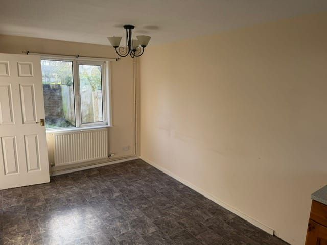 Property photo 3 of 3