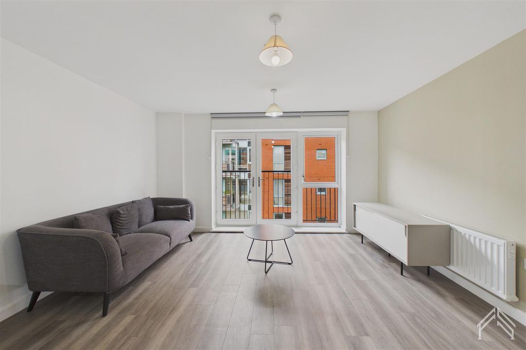 Property photo 3 of 13 3.Jpg
