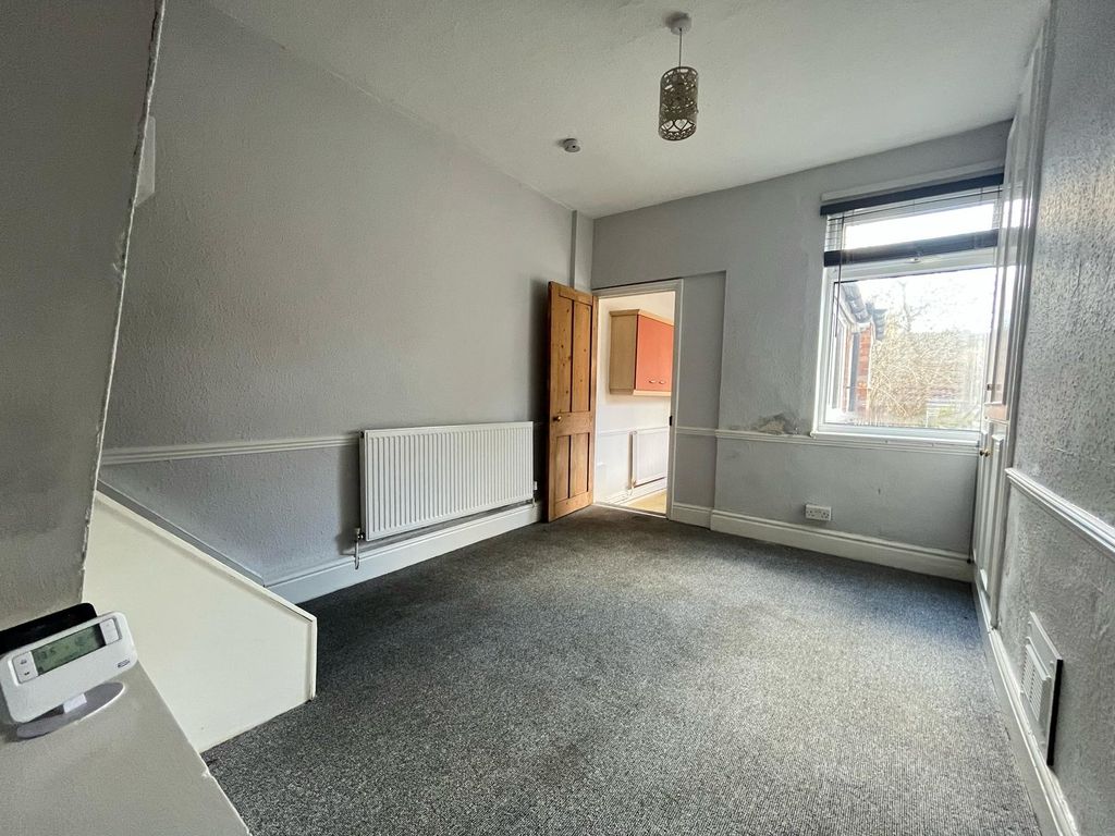 Property photo 2 of 10 Whatsapp Image 2025-02-27 At 12.52.23 (3)