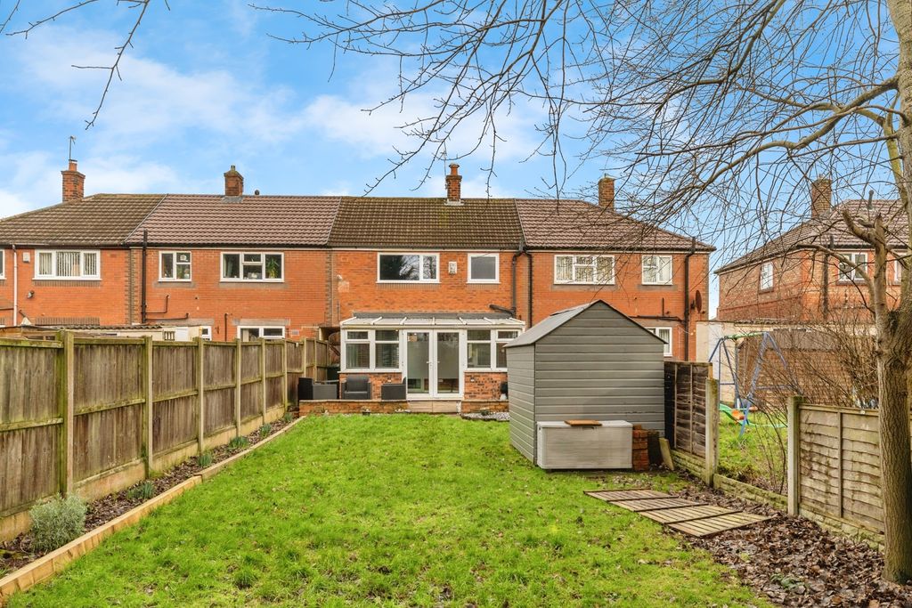 Property photo 2 of 20 Garden